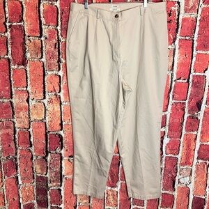 L.L.Bean Classic Khaki Pants Size 20 Regular